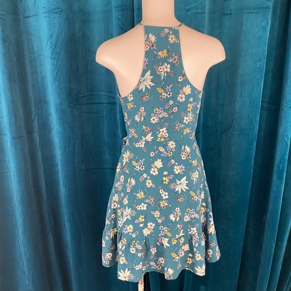 Mossimo Floral Print Ruffle Wrap Dress - Picture 9 of 9